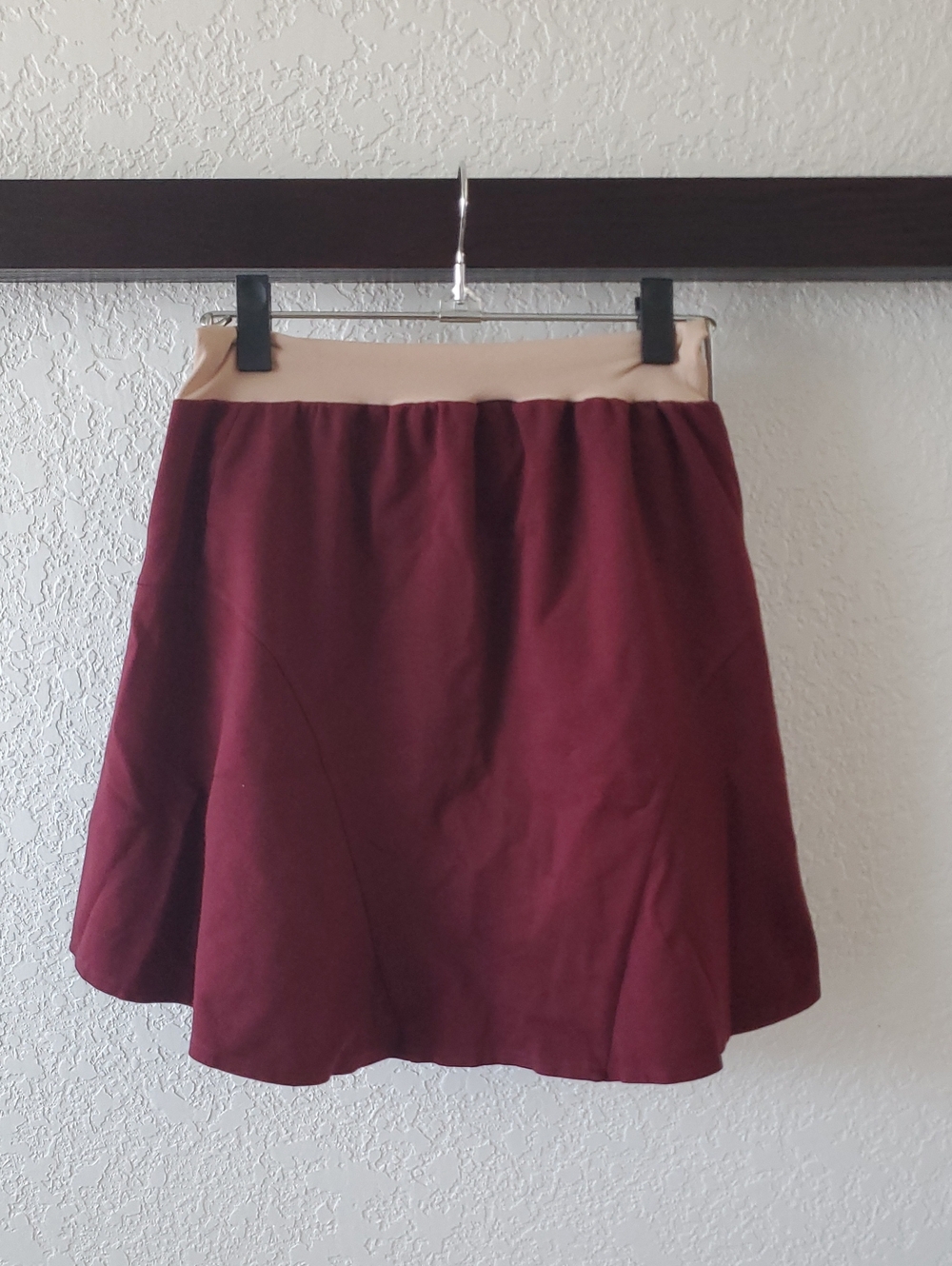 A Pea In the Pod - Maternity Skirt, Wine/ Burgundy/maroon, Size S